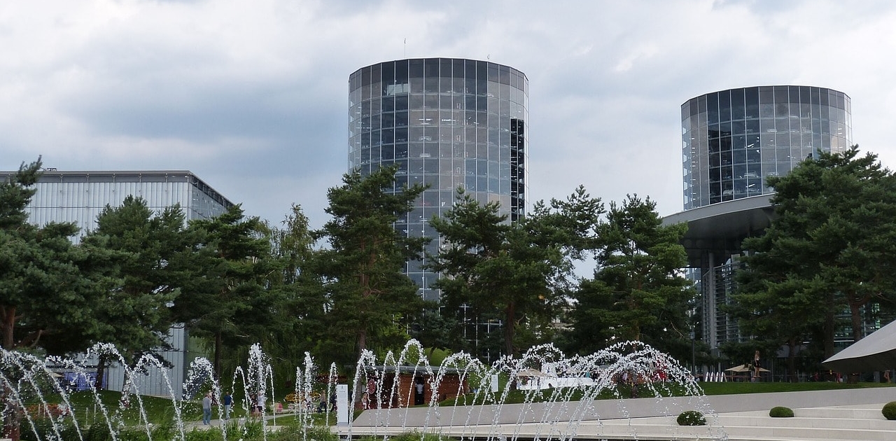 Deutschlands Trauredner in Wolfsburg